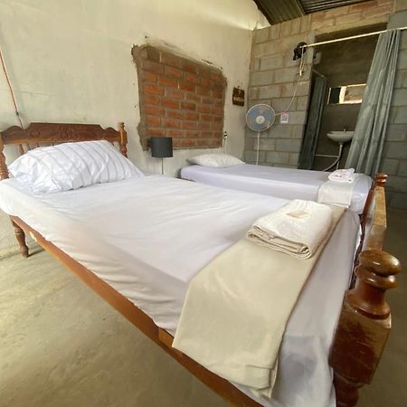 Hostal Brisas Del Ometepe Habitacion 1 ريفاس المظهر الخارجي الصورة